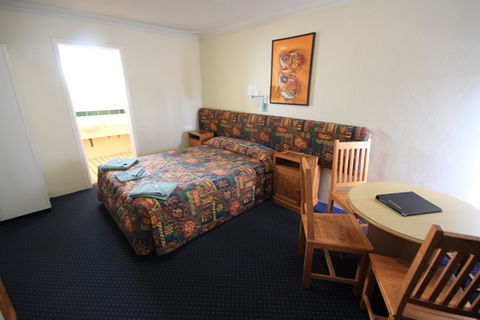 Bunbury Serviced Apartments - Accommodation 4U 5
