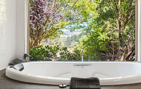 Adelaide Hills Retreats - The Nest - Accommodation 4U 2