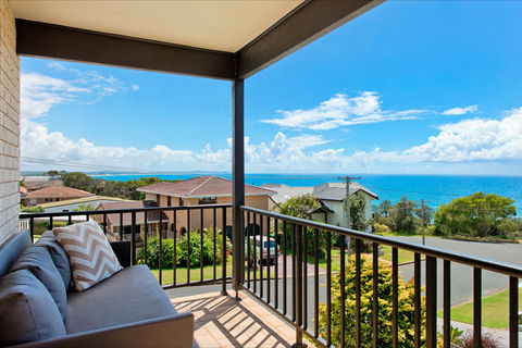 Apricari - Accommodation 4U 1
