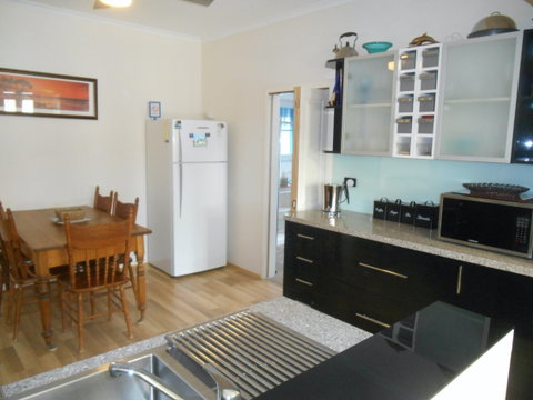 Blue Line Retreat Unit 1 - Accommodation 4U 1
