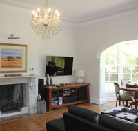 Cambourne Country House - Accommodation 4U