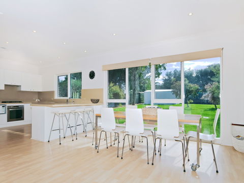 Century 21 SouthCoast: Tennis Elbow - Accommodation 4U 1