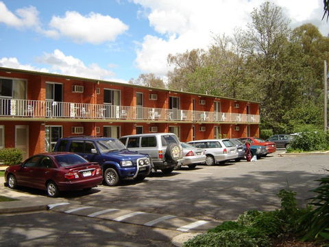 Corowa Golf Club And Motel - Accommodation 4U 0