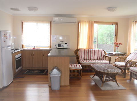 East End Tranquility - Accommodation 4U 1