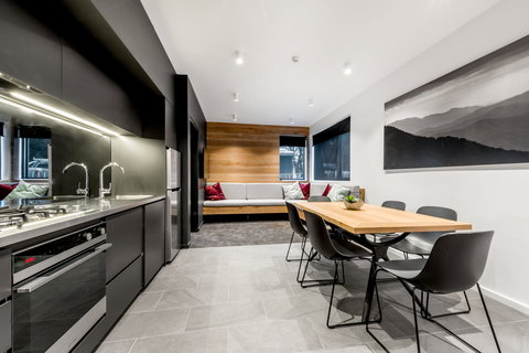 Elk At Falls - Accommodation 4U 1