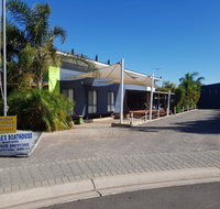 Johlie's Boathouse - Accommodation 4U