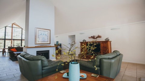 Kangaroo Retreat Holiday House - Accommodation 4U 1