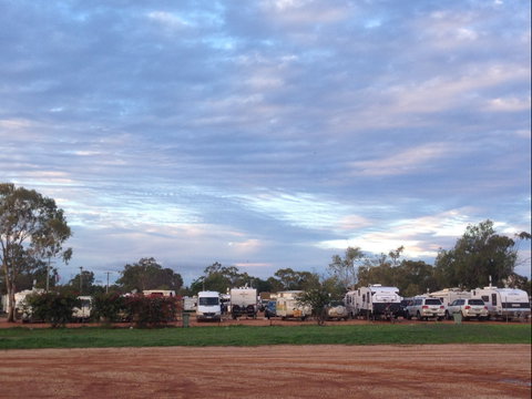 Lightning Ridge Holiday Park - Accommodation 4U 2
