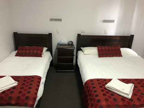 Minlaton Hotel - Accommodation 4U 2