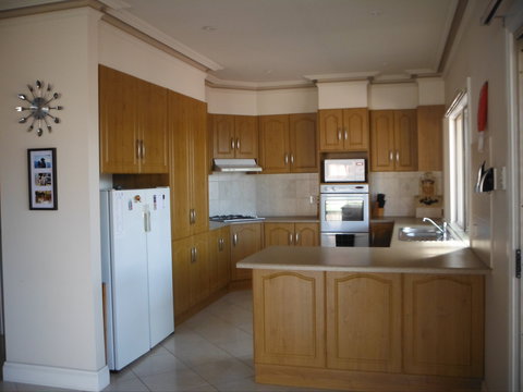 New Ladsys - Accommodation 4U 1