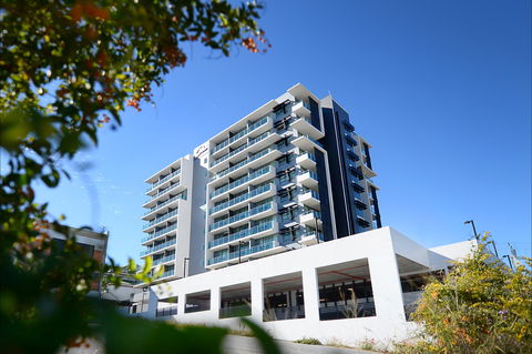 Oaks Gladstone Grand Hotel - Accommodation 4U 1