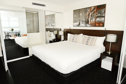 Oaks Gladstone Grand Hotel - Accommodation 4U 2