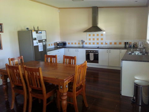Phoenix Cottage - Accommodation 4U 0