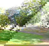 Poplars Caravan Park - Open For Essential Travel Only - Accommodation 4U