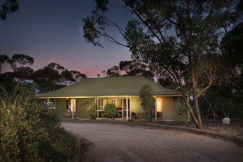 Riverbush Cottages - Accommodation 4U 0