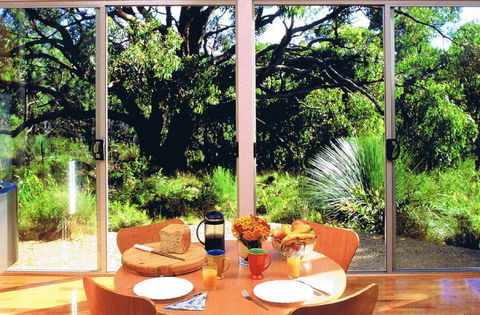Southern Ocean Retreats - Ridgetop Retreats - Accommodation 4U 2