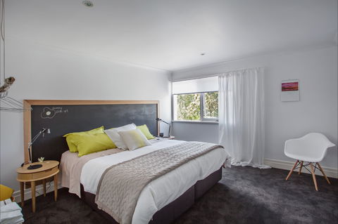 Sunny Side Up Bed And Breakfast - Accommodation 4U 0