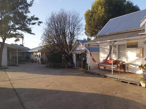 Surfside Backpacker - Accommodation 4U 2