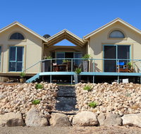 Telly's at Palm Cove - Accommodation 4U
