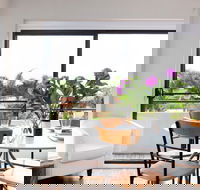 The Beachside Apartment - Accommodation 4U