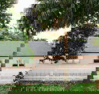 The Palm Cottage at Coledale Beach - Accommodation 4U