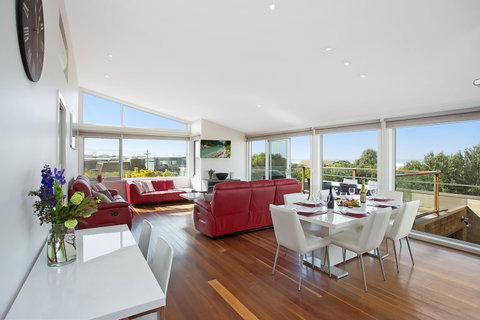 Tides Apartments Port Fairy - Accommodation 4U 0