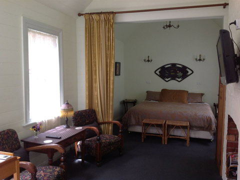 Werndee Accommodation - Accommodation 4U 2