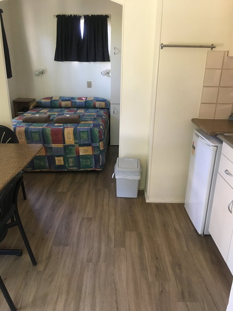 Bailey Bar Caravan Park - Accommodation 4U 2