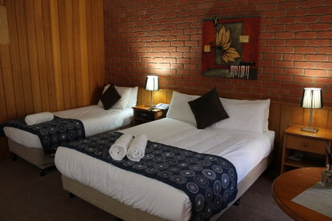 Bakery Hill Motel - Accommodation 4U 2