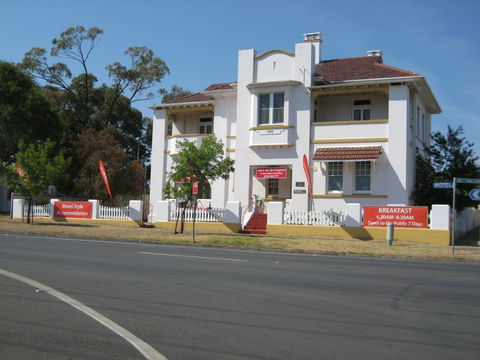 B And B On Bettington - Accommodation 4U 0