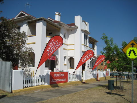 B And B On Bettington - Accommodation 4U 1