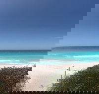 Barefoot Beach House - Accommodation 4U