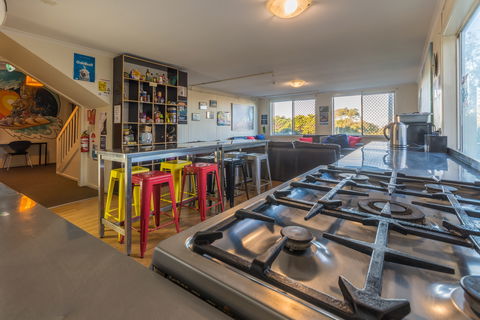 Bells Beach Backpackers - Accommodation 4U 1
