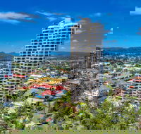 Burleigh Esplanade Apartments - Accommodation 4U