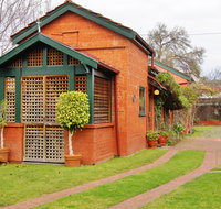 Buxton Manor/ Adelaide Heritage Cottages - Paprika Spa Cottage - Accommodation 4U