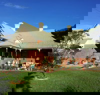 Charming Country Stop B and B - Accommodation 4U