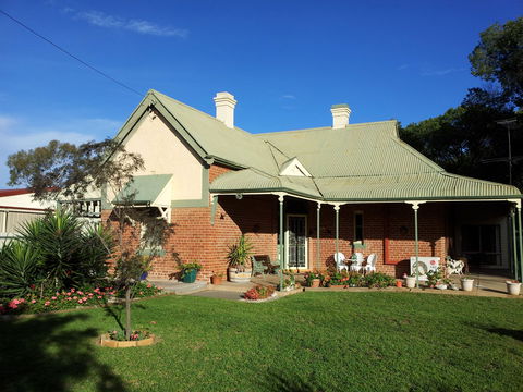Charming Country Stop B And B - Accommodation 4U 0
