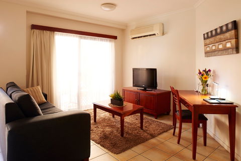 Coffee House Apartment Motel - Accommodation 4U 2