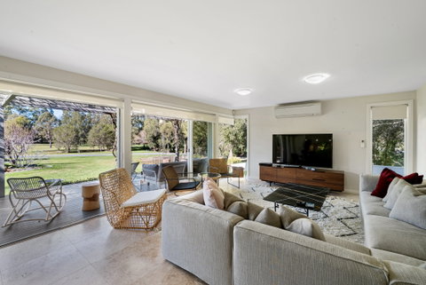 CUB Country House - Berry - Accommodation 4U 1