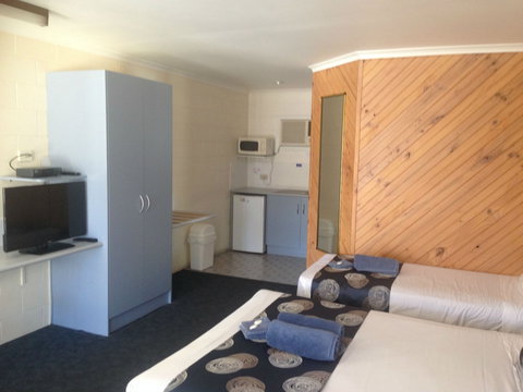 Cunningham Shore Motel - Accommodation 4U 2