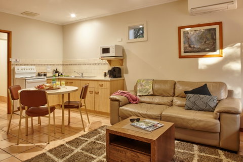 Goldfield Holiday Units - Accommodation 4U 1
