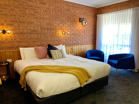 Golden River Motor Inn - Accommodation 4U 1