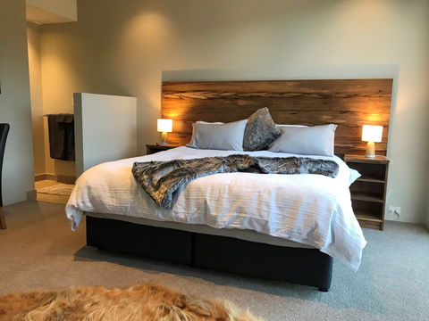 Highland Getaway Luxury Farm Stay B&B - Accommodation 4U 1