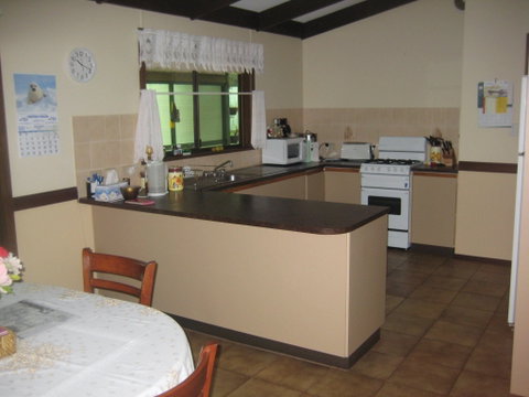 Holiday Magic - Accommodation 4U 1