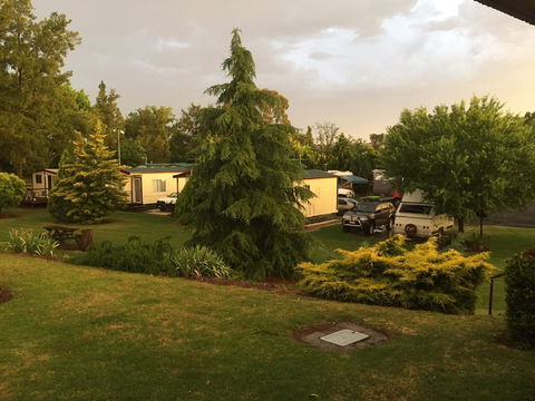 Inverell Caravan Park - Accommodation 4U 1