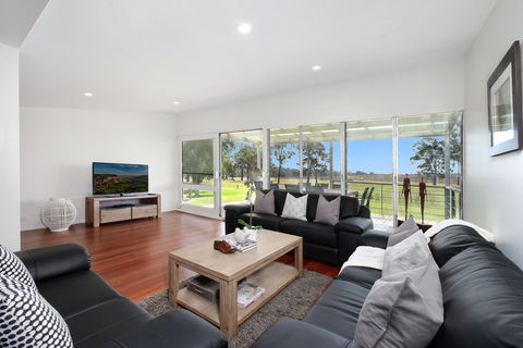 Ironbark Retreat - Accommodation 4U 2