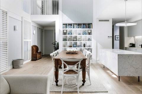 Luxico - Harbourside Retreat - Accommodation 4U 2