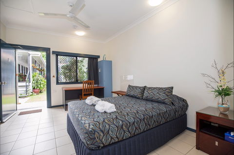 Palm Island Motel - Accommodation 4U 1