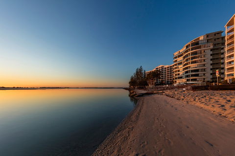 Ramada Resort By Wyndham Golden Beach - Accommodation 4U 1