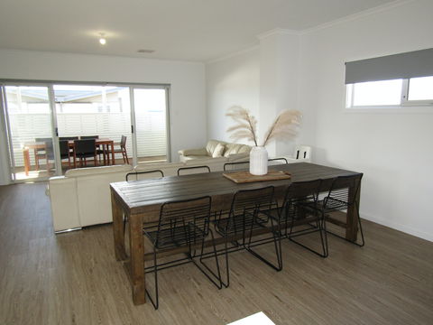 Serenity - Accommodation 4U 2
